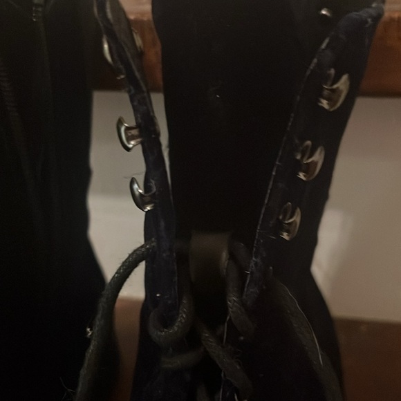 Velvet + leather upper boots man made sole navy size 10 Donald Pliner - Picture 2 of 6